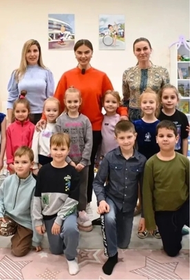Поздравление от олимпийской чемпионки, президента Международной Ассоциации «Небесная грация» Алины Кабаевой с Днем знаний