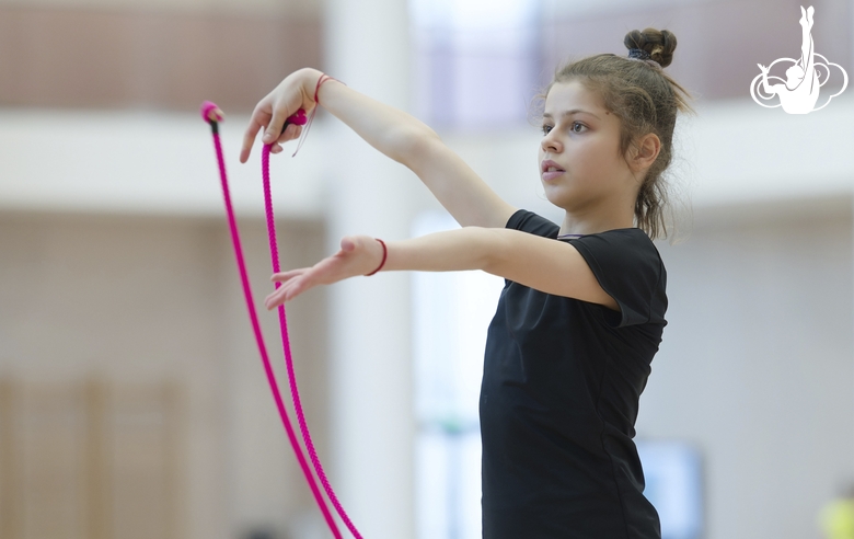 Karolina Tarasova during an exercise with a jump rope