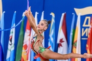 Ksenia Savinova during an exercise with a hoop