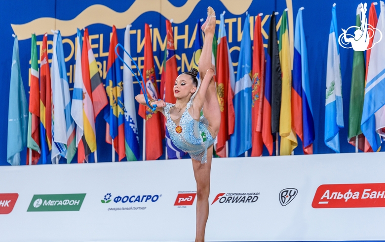 Anna Repina during the rope exercise