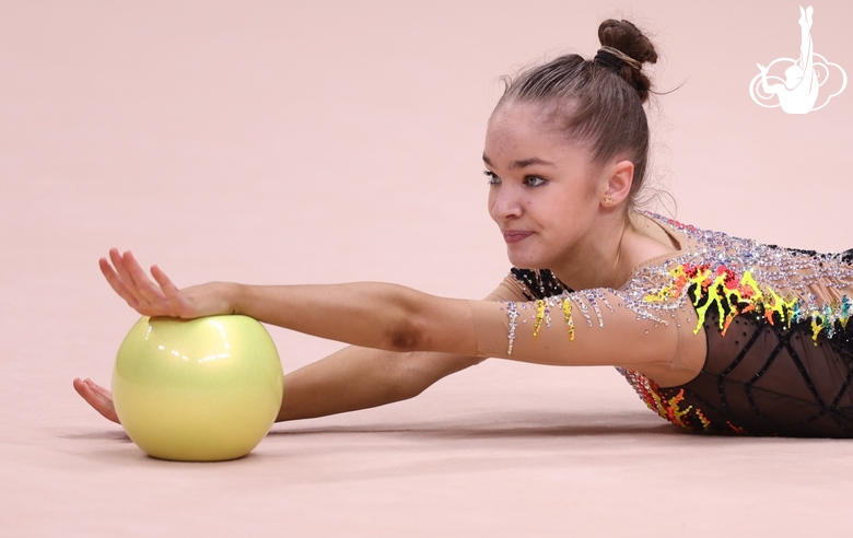 Ксения Савинова во время контрольной тренировки перед чемпионатом Европы