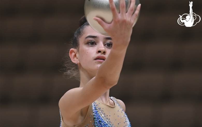 Anna Vakulenko during an exercise with a ball at the assessment training session