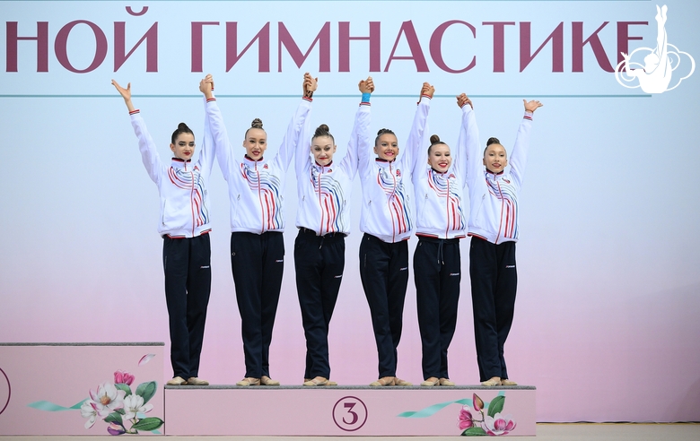 The Volgograd region team during the award ceremony of the team competition