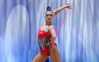 Kramarenko leads the all-around final at the Sky Grace after a jump rope exercise