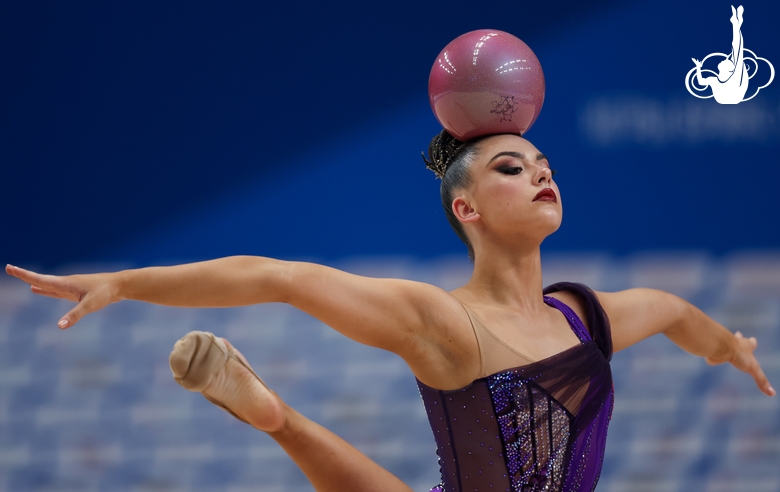 Lala Kramarenko during the ball exercise