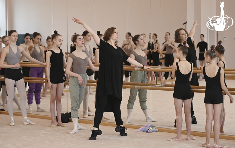 Yulia Kasenkova, senior teacher at the Vaganova Russian Ballet Academy conducts a master-class