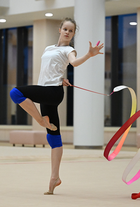 Гимнастки Александра Удодова и Мария Разоренова приехали в Академию