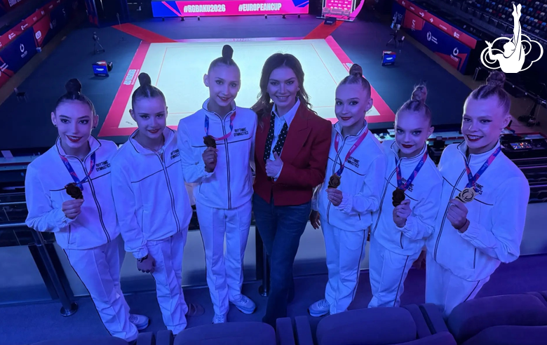 3 мая 2026 года. Олимпийская чемпионка Алина Кабаева и сборная России в групповых упражнениях на Кубке Европы