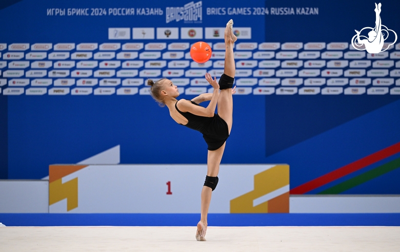 Kristina Voitenko during an exercise with a ball  at floor testing ahead of the BRICS Games