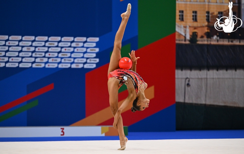 Karolina Tarasova during the ball exercise