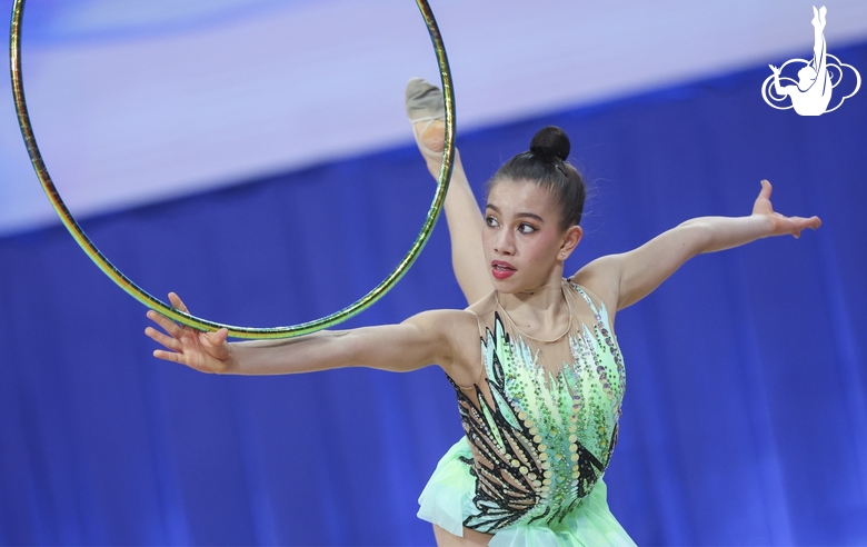 Manuela Gallego Henao during an exercise with a hoop