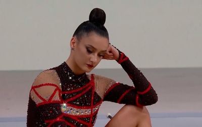 Performance with clubs of Alina Harnasko of Belarus, the champion of our tournament