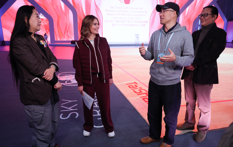 November 11, 2025. Olympic champion Alina Kabaeva and Chinese specialists before the start of the Sky Grace Cup International Tournament and Beijing Top Open 2025