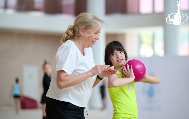 "It's like we're very good, true friends!" A coach and teacher Olga Zorkina talks about the training camp of children with special needs