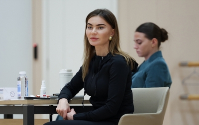 Алина Кабаева поработала с гимнастками Академии