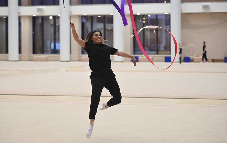 April 4, 2024. Olympic champion Alina Kabaeva during training with Academy students