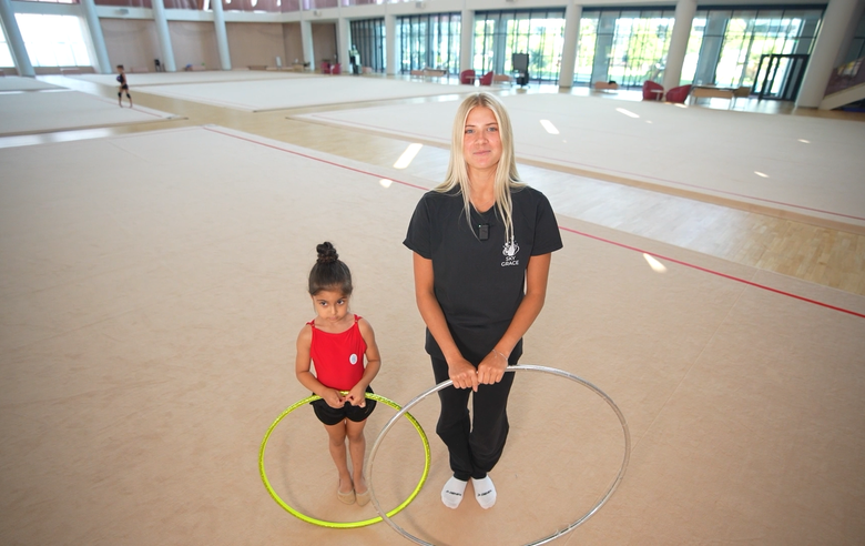 Gymnastics for the little ones. Top-5 exercises with a hoop