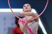 Yu Yikun during the hoop exercise