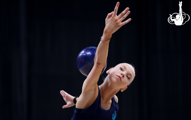Eva Kononova during podium training