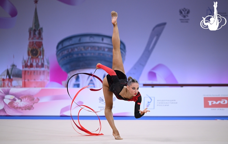 Vladislava Sharonova during a ribbon exercise