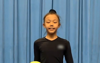 Еще одна гимнастка из Китая записала привет!