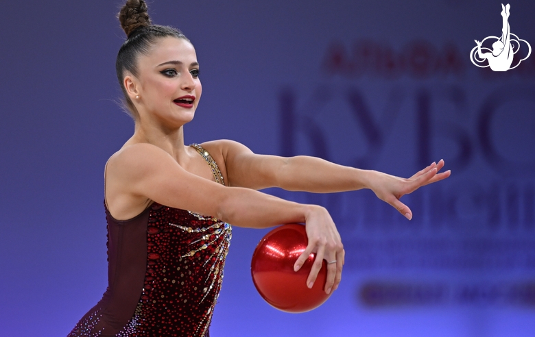 Milena Shchenyatskaya during an exercise with a ball
