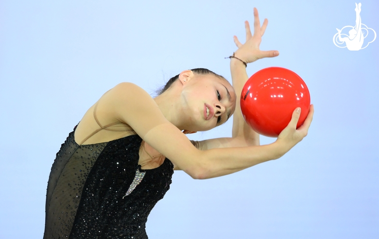 Mariia Borisova during the ball exercise at the podium training