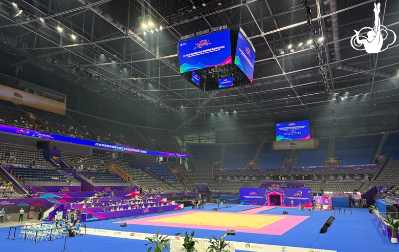 В Пекине стартовал первый день турнира Rhythmic World Challenge Cup