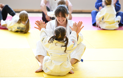 As part of the 5th jubilee Judo Family festival, the Martial Arts Academy hosted a training session for children and parents