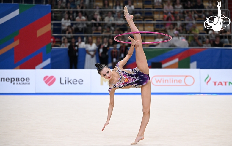 Mariia Borisova during the hoop exercise