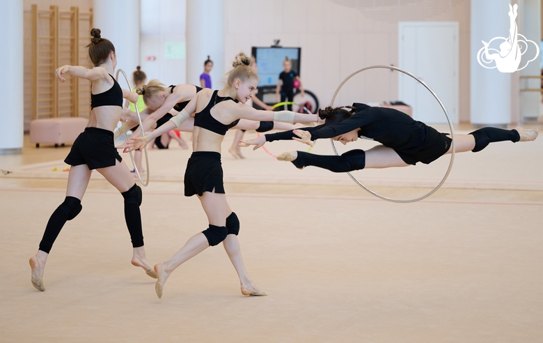 Групповички Академии во время тренировки перед турниром Evgeniya Cup