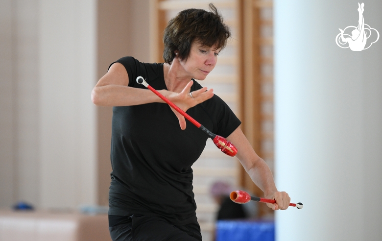 Choreographer Irina Zenovka during the training session in the Academy