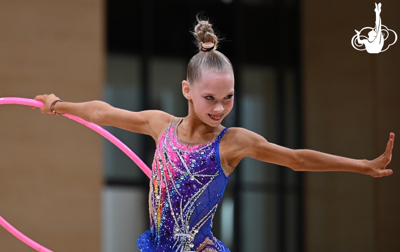 Ева Кононова во время контрольной тренировки перед международным турниром «Кубок "Небесная грация"» и Beijing Top Open — 2025