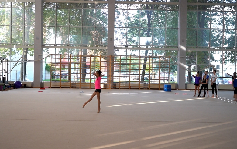What unusual formats were in the program of the Our Future training camp in Novogorsk?