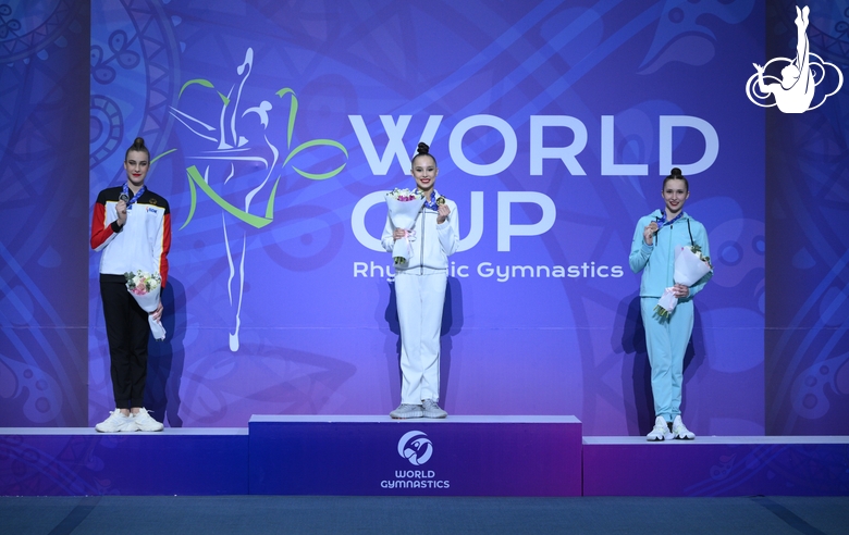 The podium of the all-around in the individual program