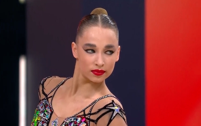 The clubs exercise of Vladislava Sharonova from Russia will definitely not leave you indifferent!