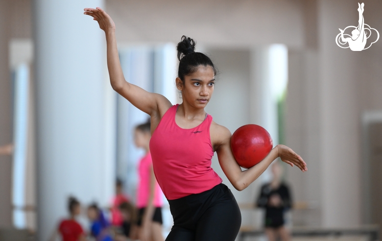 Gymnast Aryaa Nitesh Kadam during training