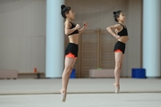 Gymnasts from China during class