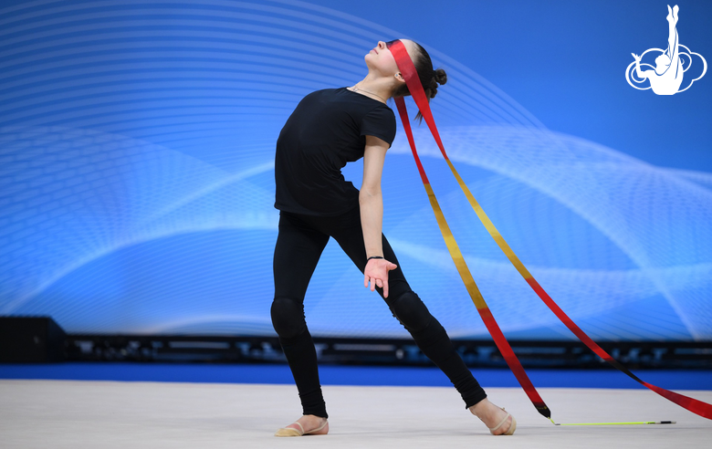 Arina Kovshova during podium training