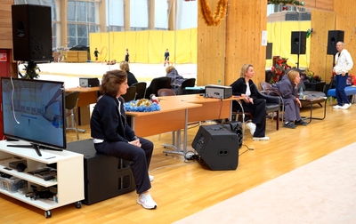 Что стоит учитывать при выполнении переката в упражнении с мячом?