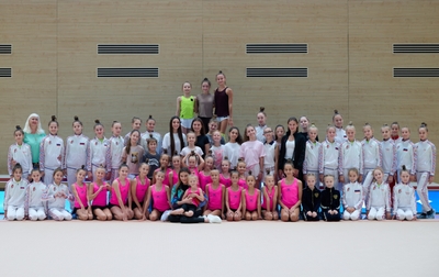 A training session featuring Olympic champion Alina Kabaeva and gymnasts from Belgorod and Bryansk took place at the Academy