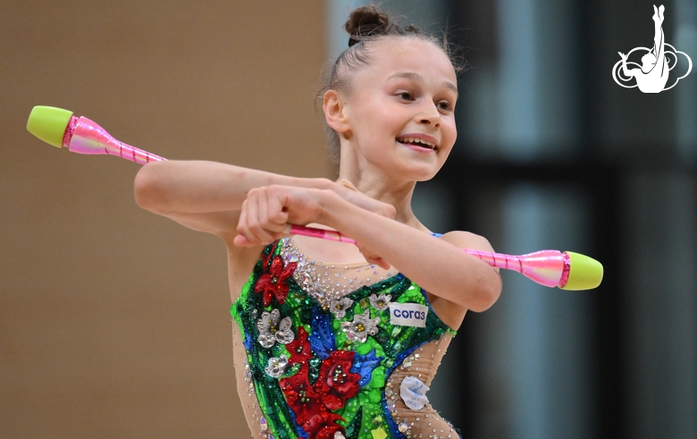 Yana Zaikina during an exercise with clubs  during a control training session