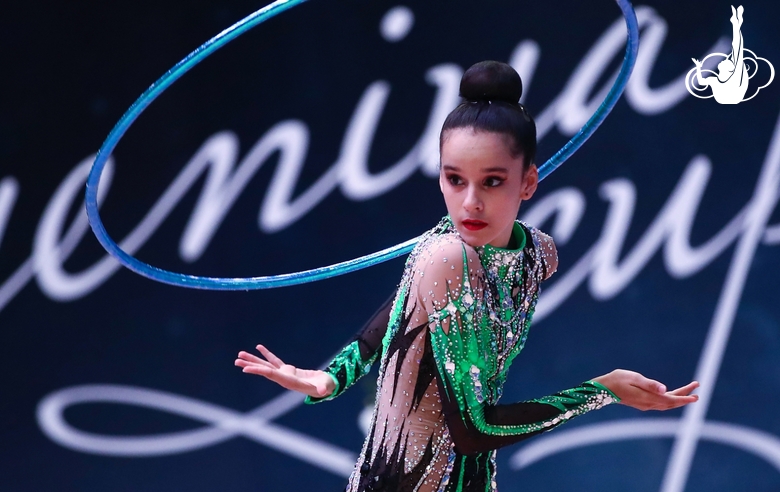 Isabella Rojas (Cuba) during the hoop exercise