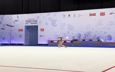 Арина Ковшова из Новосибирской области стала лучшей в финале с мячом на чемпионате России