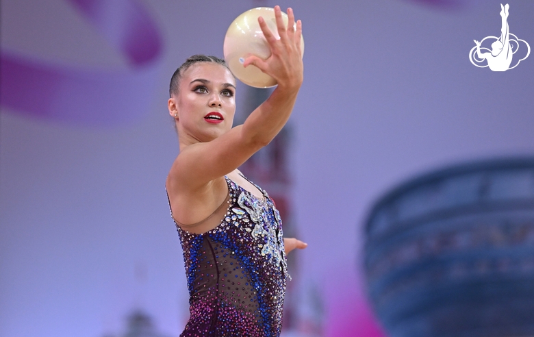 Vladislava Nikolaenko during a ball exercise