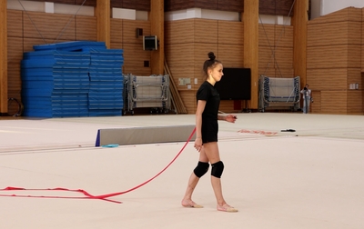 "Once you’ve thrown it — immediately go after the apparatus"