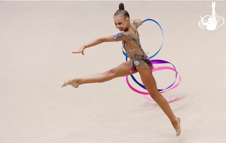 Elvira Belyaeva during an exercise with a ribbon