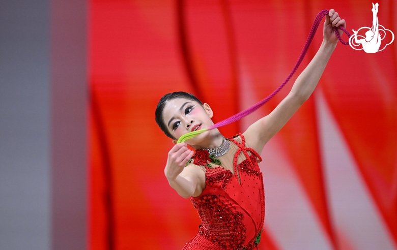 Li Yichen during the rope exercise