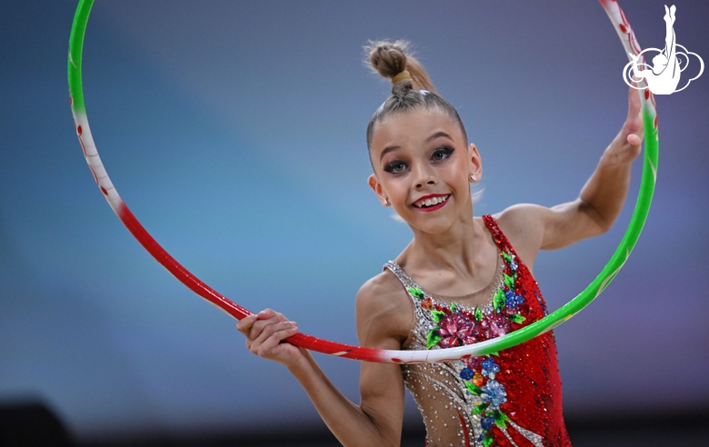 Vasilisa Botkina during the hoop exercise