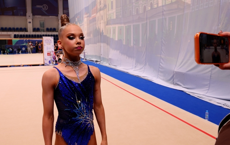 Как чемпионка первого этапа «Кубка сильнейших» в многоборье среди сениорок Ева Кононова настраивалась на выступление с лентой во второй день турнира?